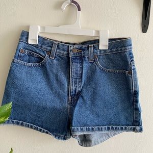 90’s Mom Jean Shorts